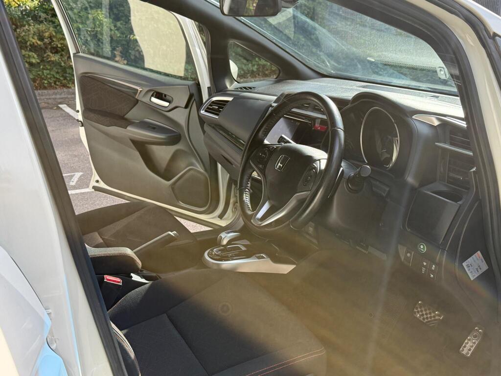 Honda Jazz 2016 | FIT Petrol Hybrid | Sport Trim