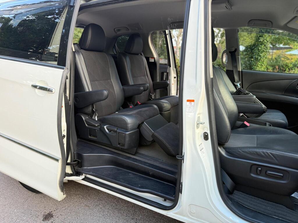 Toyota Estima Aeras G 2016- Premium Edition- 2.4L Petrol