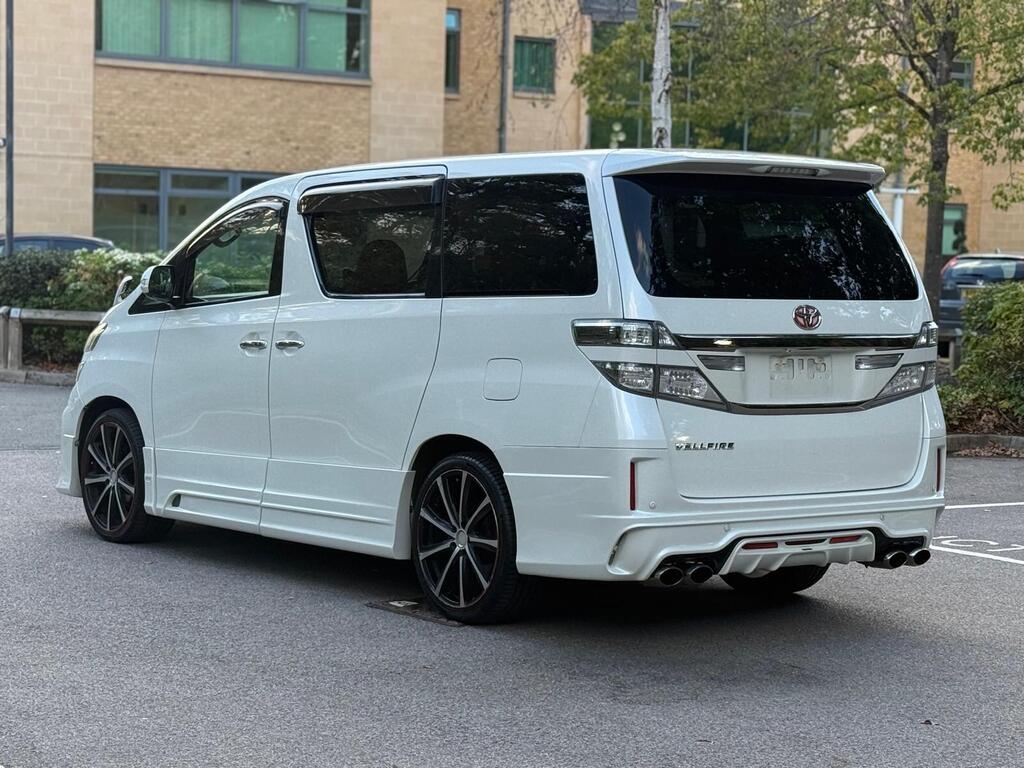 Toyota Vellfire 2014 2.4L Petrol Auto Stunning Body Kit