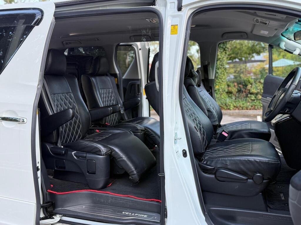 Toyota Vellfire 2014 2.4L Petrol Auto Stunning Body Kit