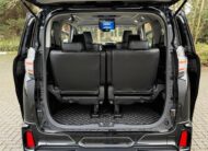 Toyota Vellfire 30 Series | 2500cc Petrol | 8 Seater 2015