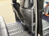 Toyota Vellfire 30 Series | 2500cc Petrol | 8 Seater 2015
