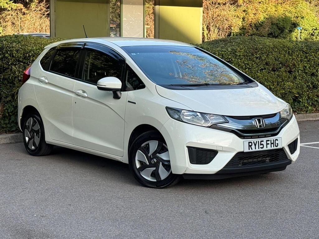 Honda Jazz 2015 FIT Automatic | Petrol Hybrid