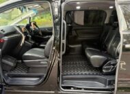 Toyota Vellfire 30 Series | 2500cc Petrol | 8 Seater 2015
