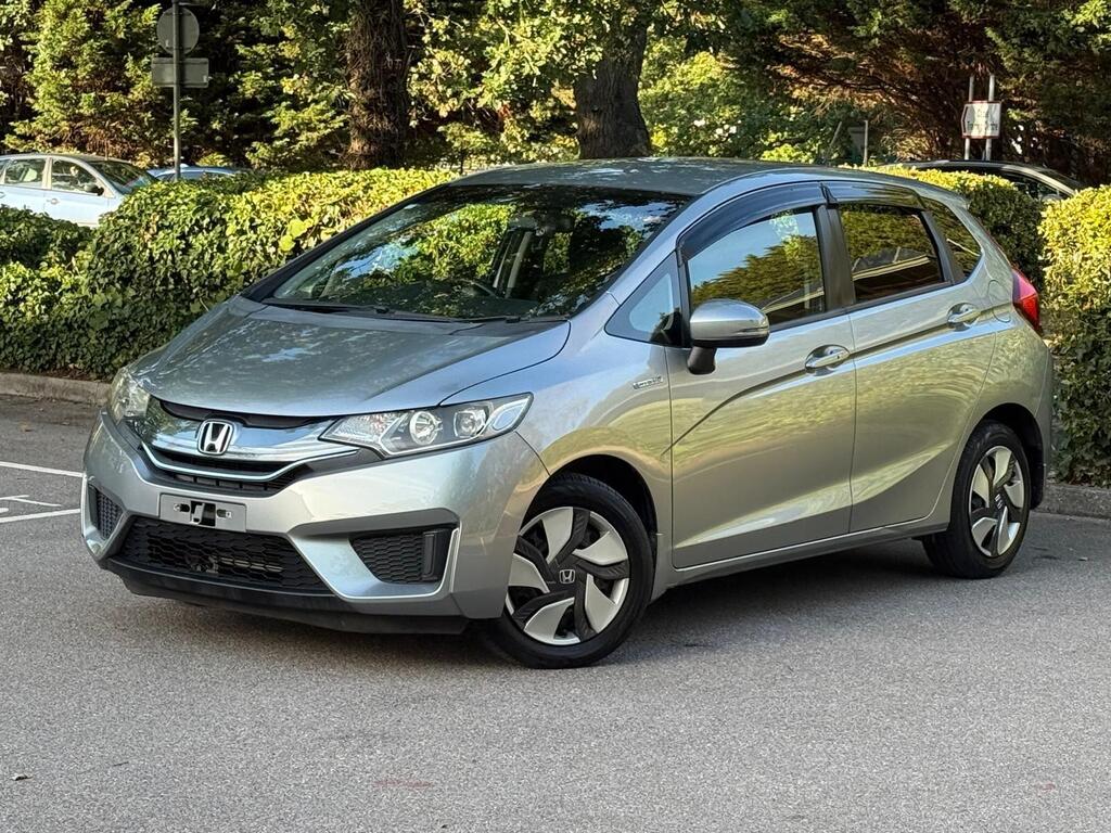 Honda Jazz 1.5L Hybrid | Automatic | 2014