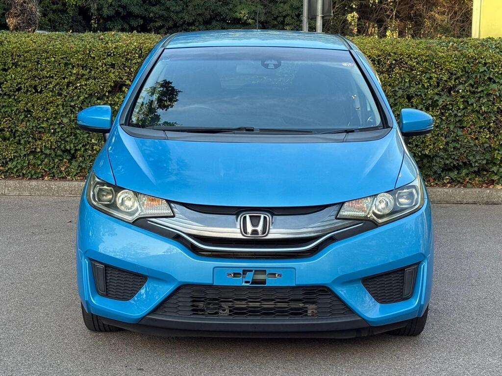 Honda Jazz L Package |1.5L Petrol Hybrid 2015