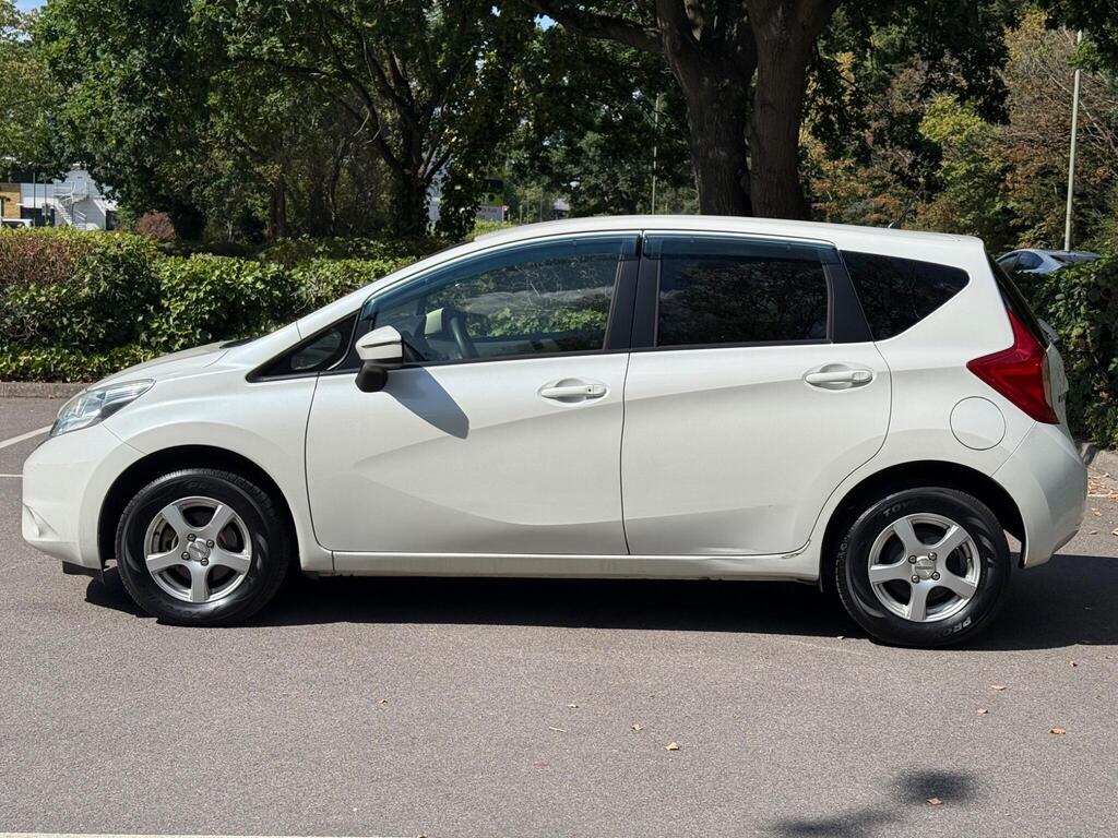 Nissan Note 1.2 DIG-S Acenta Premium 2015 Hatchback 5dr Petrol CVT Euro 5 (ss) (98 ps)
