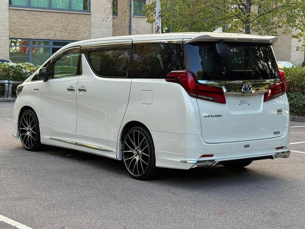 Toyota Alphard Petrol 2.5 Hybrid 4WD 8 Seater 2019
