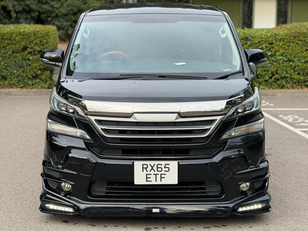 Toyota Vellfire 30 Series | 2500cc Petrol | 8 Seater 2015