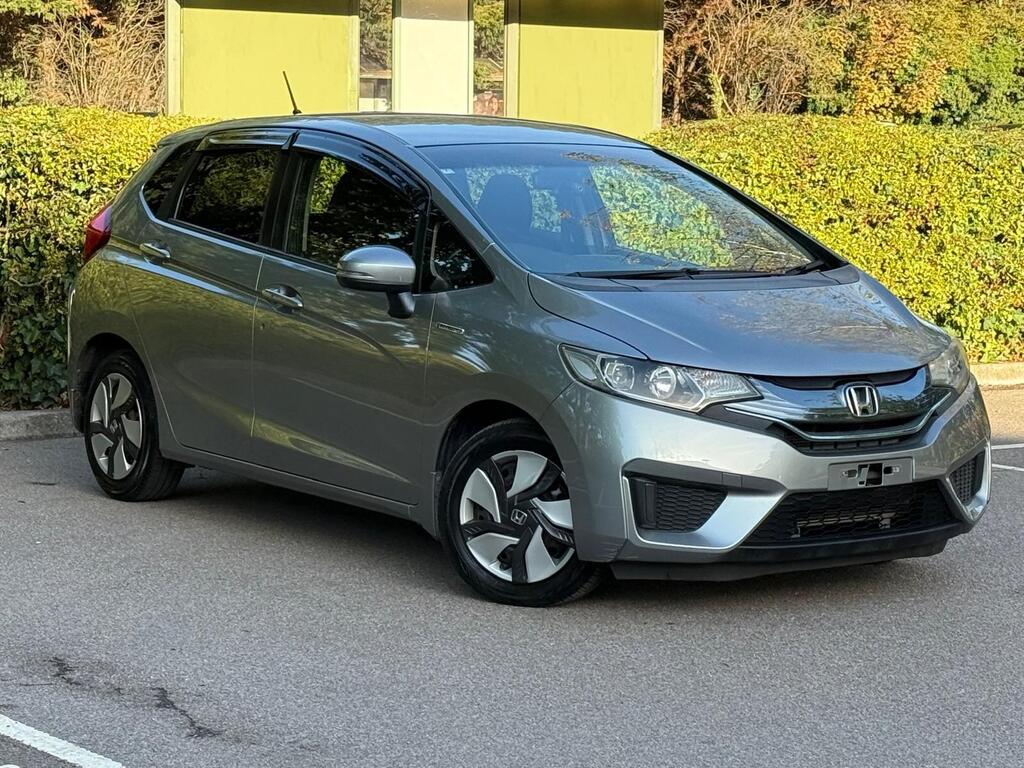 Honda Jazz 1.5L Hybrid | Automatic | 2014