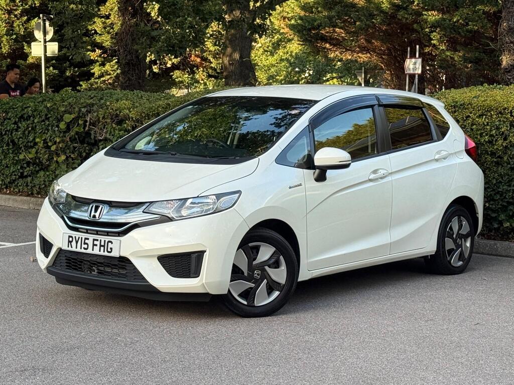 Honda Jazz 2015 FIT Automatic | Petrol Hybrid