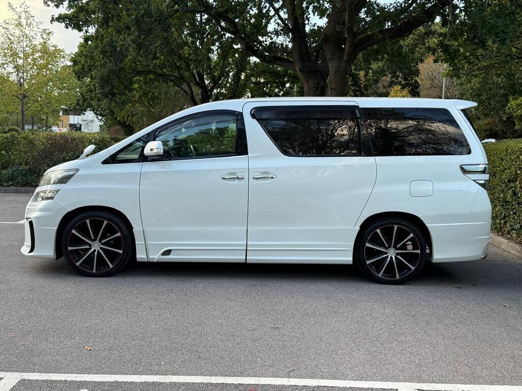 Toyota Vellfire 2014 2.4L Petrol Auto Stunning Body Kit