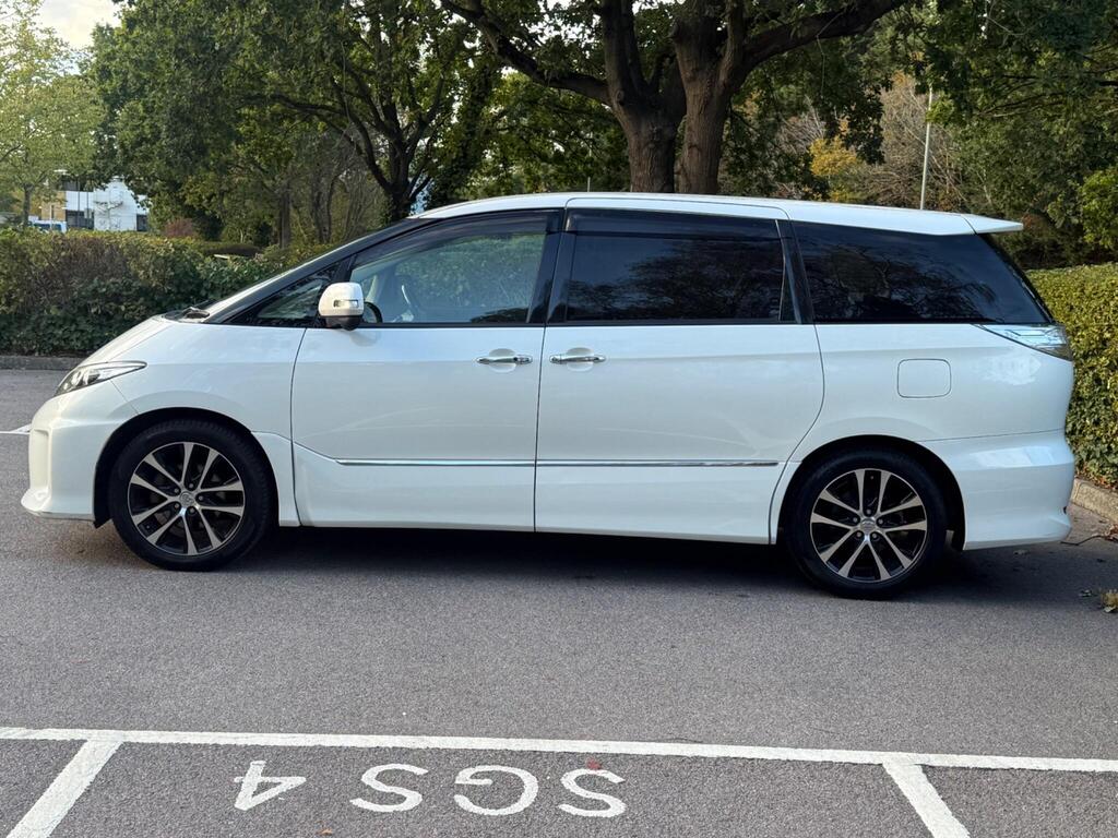 Toyota Estima Aeras G 2016- Premium Edition- 2.4L Petrol