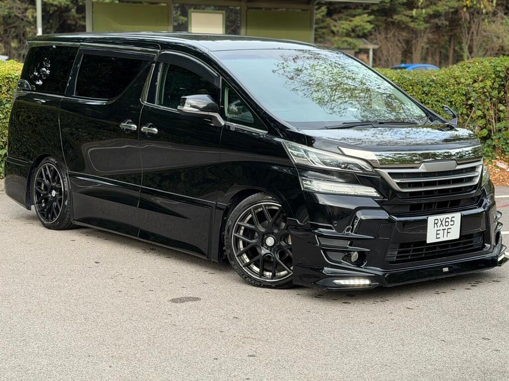 Toyota Vellfire 30 Series | 2500cc Petrol | 8 Seater 2015