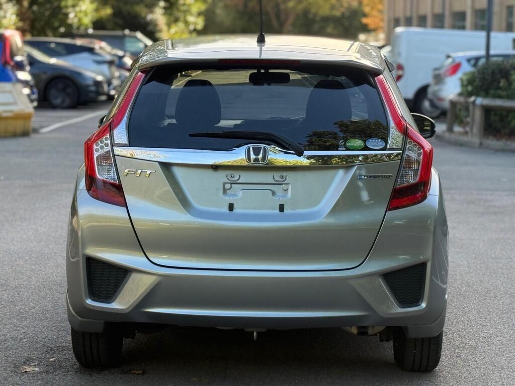 Honda Jazz 1.5L Hybrid | Automatic | 2014