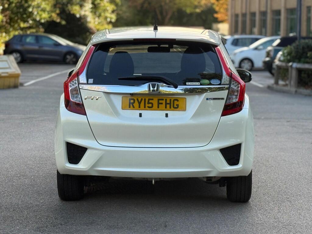 Honda Jazz 2015 FIT Automatic | Petrol Hybrid